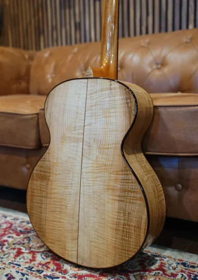 Makers Choice 7 English Ash Auditorium